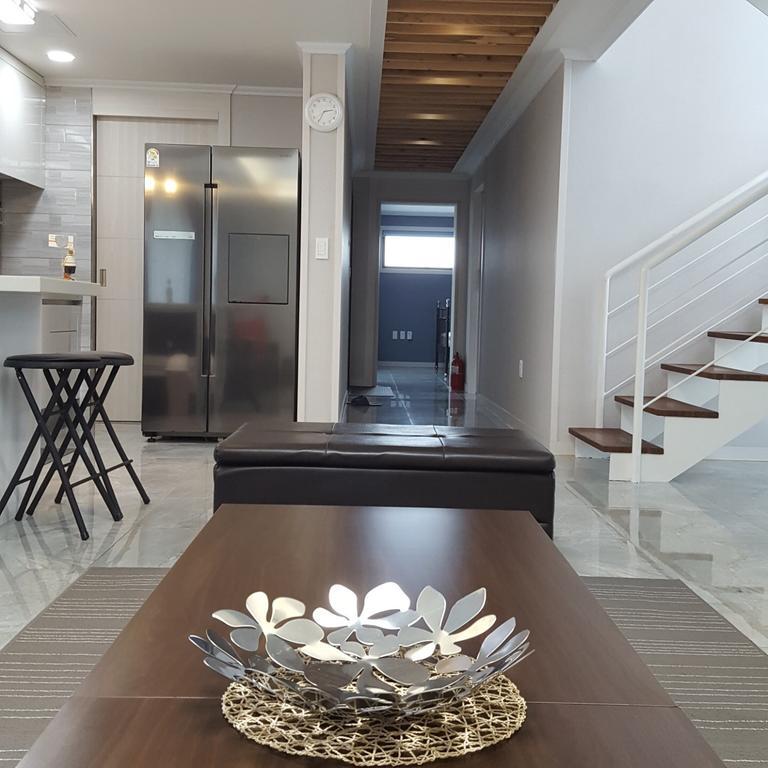 Villa Oh Happy Day Jeju Exterior foto